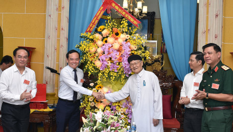 Đạo Cao Đài đồng tâm hành đạo theo phương châm 'Nước vinh, Đạo sáng'