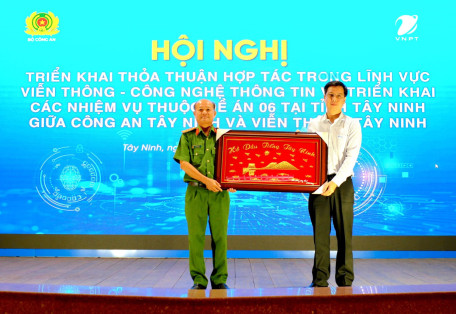 Công an Tây Ninh - VNPT Tây Ninh: Công bố và triển khai thực hiện thỏa thuận hợp tác về chuyển đổi số