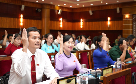 HĐND tỉnh Tây Ninh khoá X thông qua 7 nghị quyết chuyên đề tại kỳ họp thứ 13