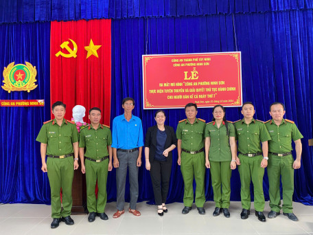 Công an phường Ninh Sơn: ra mắt mô hình “Công an phường Ninh Sơn thực hiện tuyên truyền và giải quyết thủ tục hành chính cho người dân kể cả ngày thứ 7”