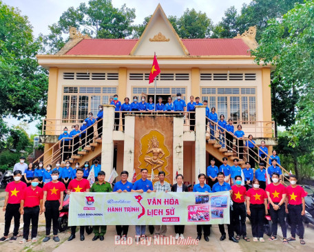 Tuổi trẻ chung tay quảng bá du lịch Tây Ninh